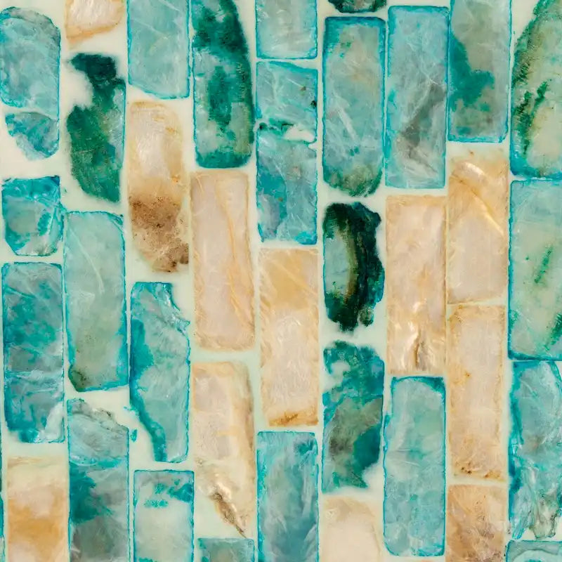 SAFAVIEH Tessie Mosaic Round Accent Table - 13.8  W x 13.8  L x 19.7  H - 14Wx14Dx20H