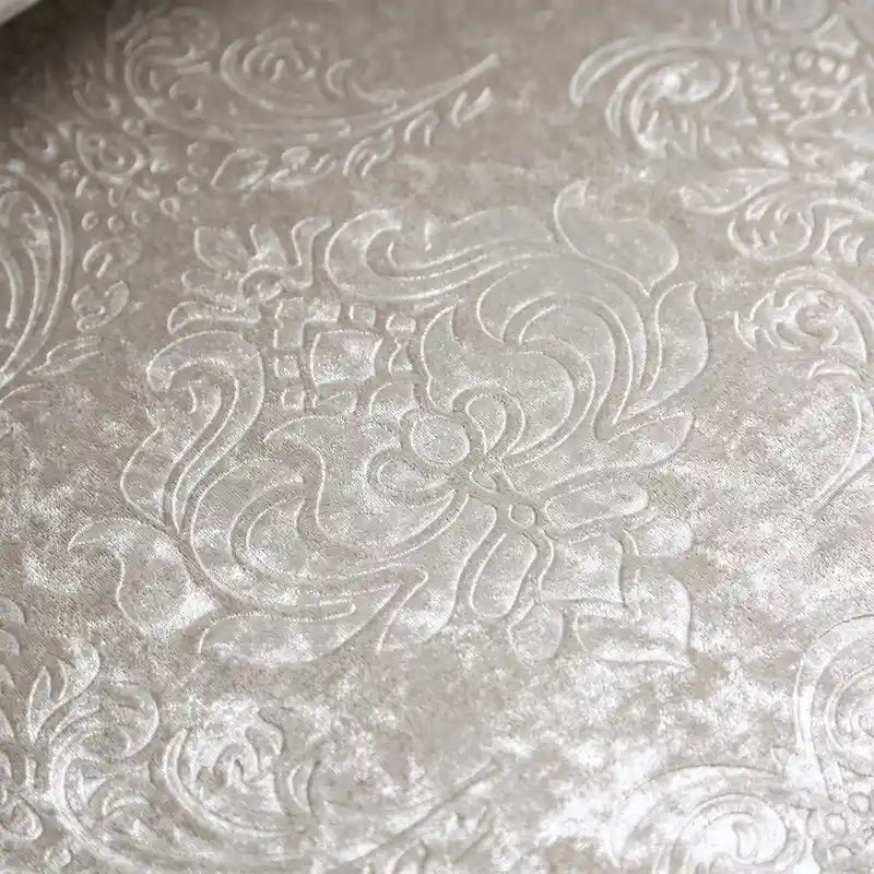 Furniture of America Clarissa Traditional 2-Seater Loveseat with Button Tufted Back and Accent Pillow